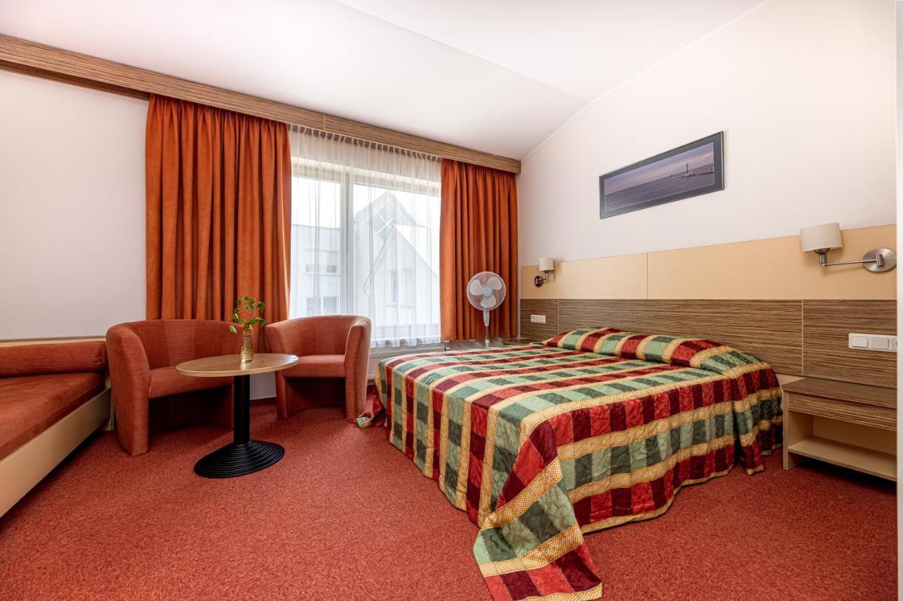 Info Hotel بالانغا المظهر الخارجي الصورة