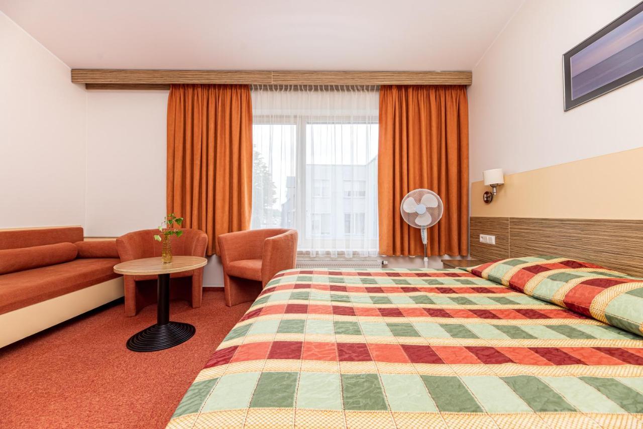 Info Hotel بالانغا المظهر الخارجي الصورة