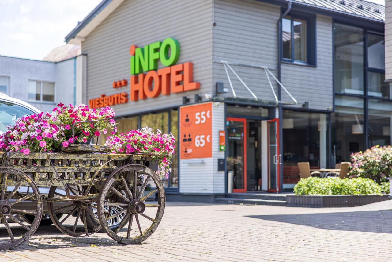 Info Hotel بالانغا المظهر الخارجي الصورة