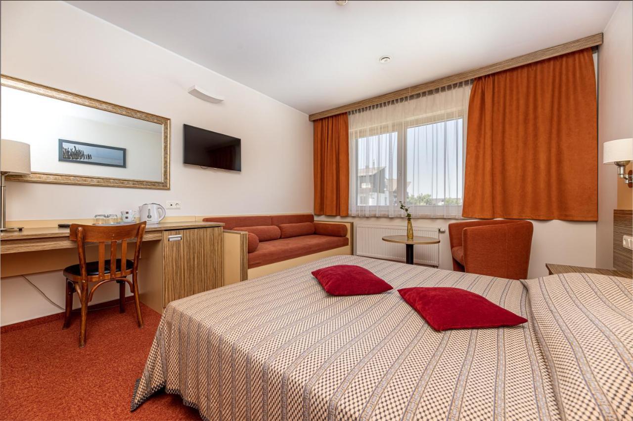 Info Hotel بالانغا المظهر الخارجي الصورة