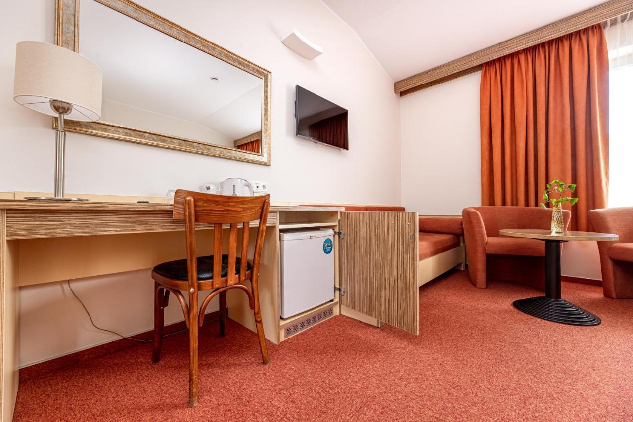 Info Hotel بالانغا المظهر الخارجي الصورة