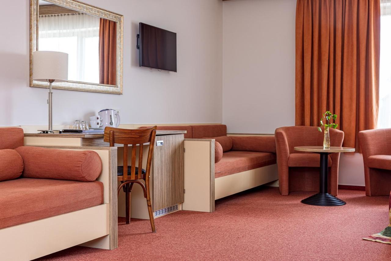 Info Hotel بالانغا المظهر الخارجي الصورة