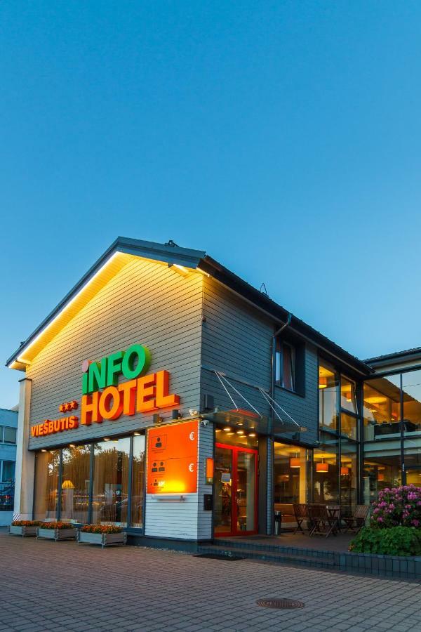 Info Hotel بالانغا المظهر الخارجي الصورة